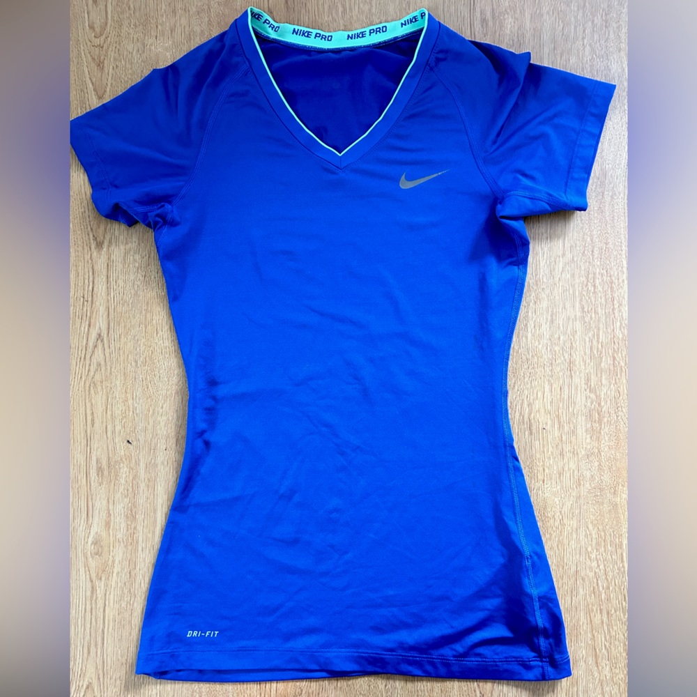Nike Workout shirt